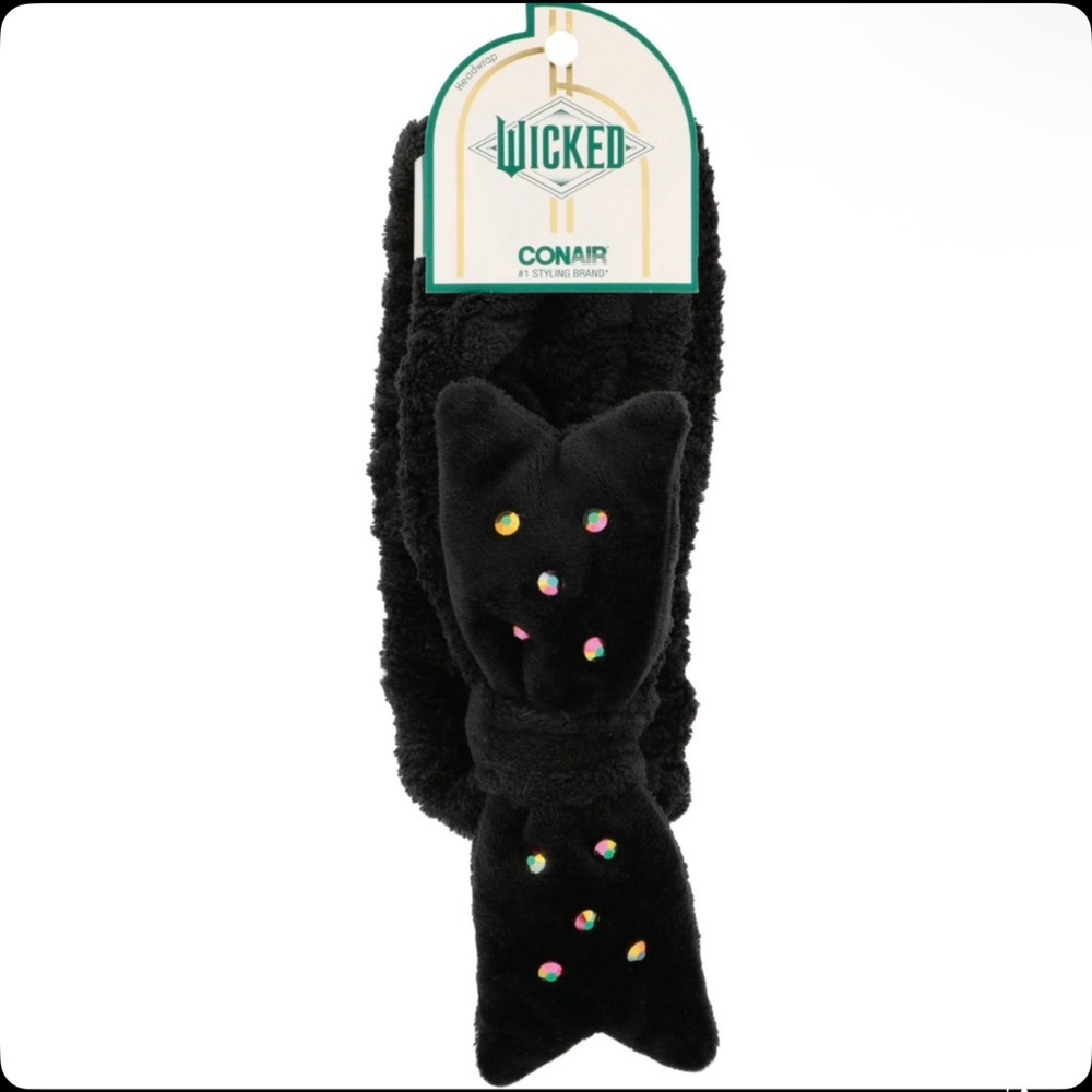 ✨ Wicked Lit by Conair Plush Cat Headband – Black with Iridescent Studs‎ ✨
